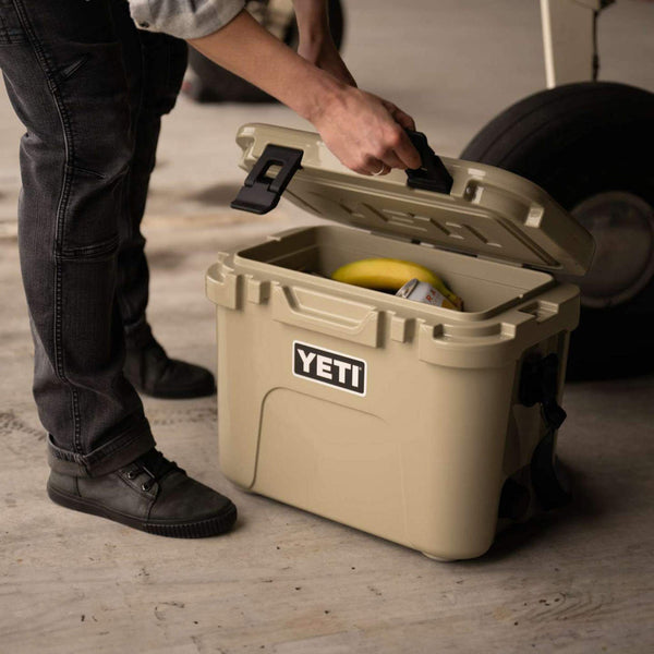 YETI Roadie® 15 Cool Box – Patriotic 26