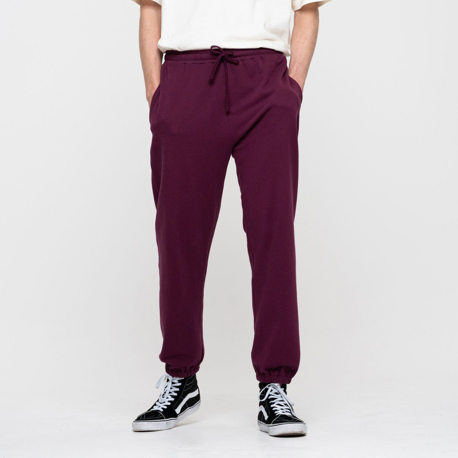 Santa Cruz  Classic Label Adult Jogger Beetroot Sample 50% OFF
