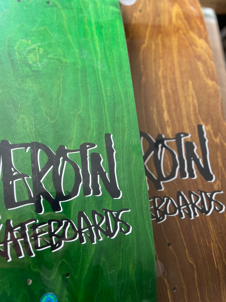 Heroin skateboard deck Space Egg 3 10"