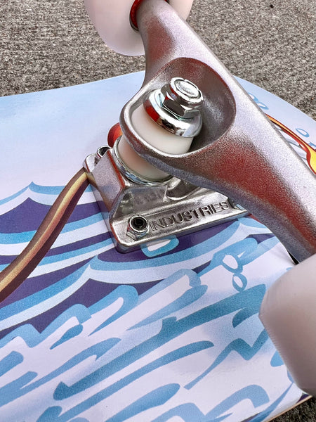 World Industries skateboard complete Speedboat Willy 8.00"