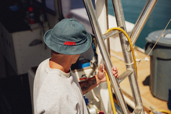Dark Seas x Jaws Hooper hat indigo 321000519J