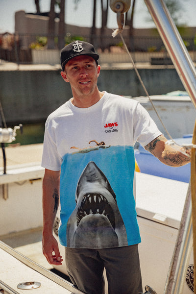 Dark Seas x Jaws Movie Poster Tee shirt white 304000511J