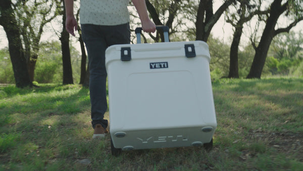 Yeti Wheeled Cool Box Roadie 60 King Crab
