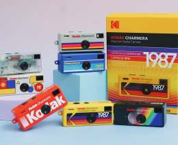 KODAK CHARMERA 1987 Retro Edition – Mini Digital Keychain Camera Blind Box