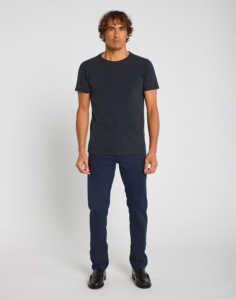 Pullin tee shirt Classic Dark Washed Black