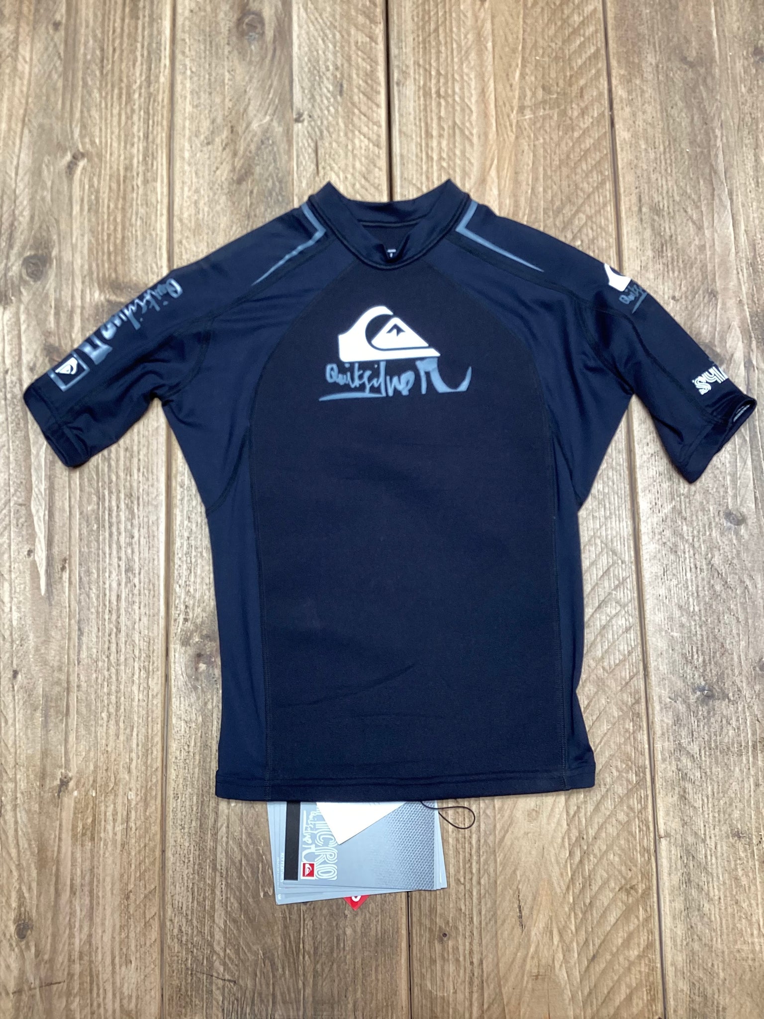 Quiksilver 1MM Syncro Black Top Size XS QSYNC1
