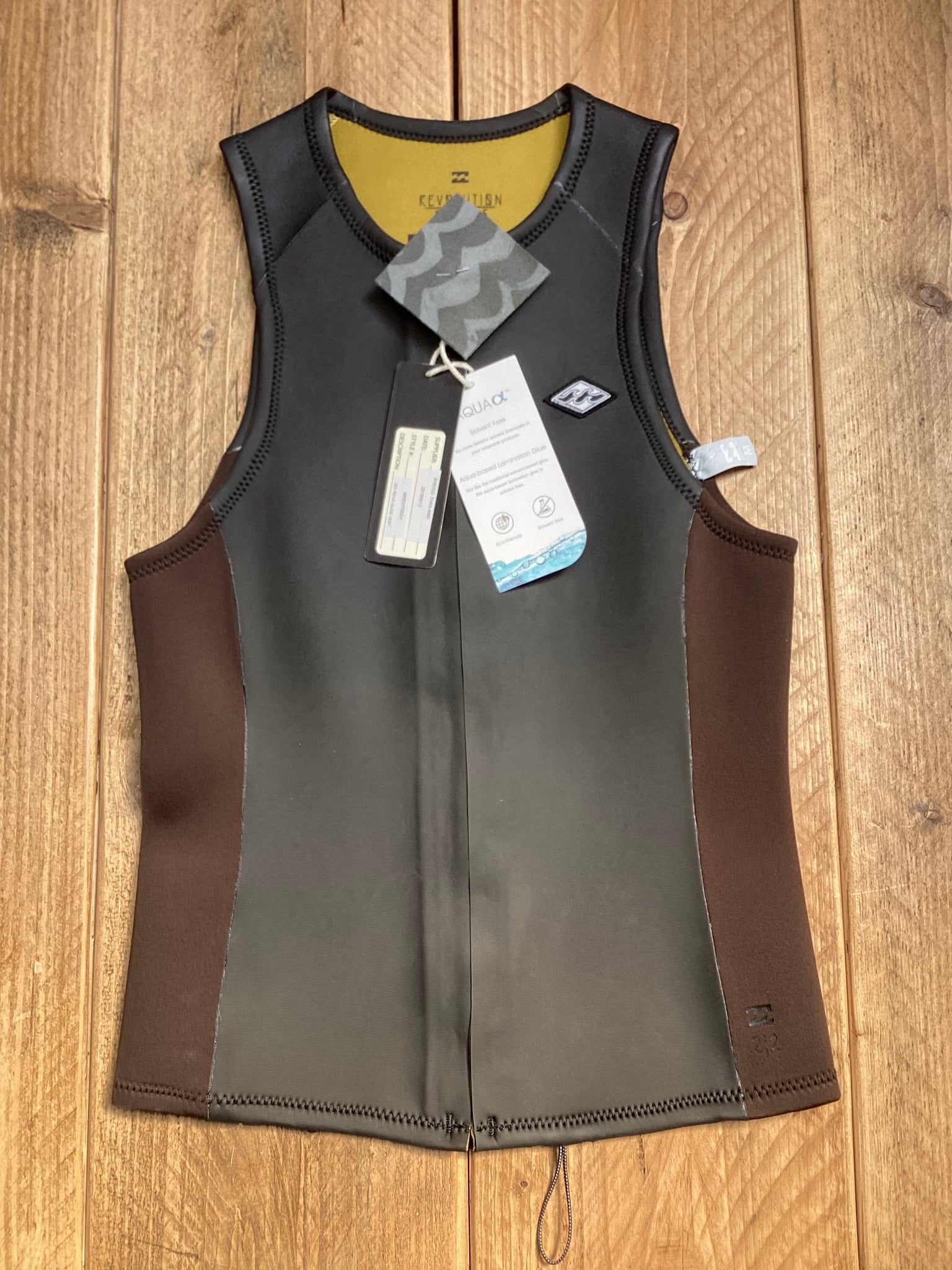 Billabong Men’s 2/2 Revo Glide Sleeveless Vest Size Medium MWSHTBGV Sample