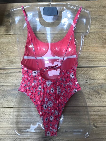 Billabong One Piece swimsuit, Size Small, £39.95 H3SW01