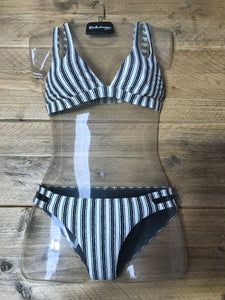 Billabong Two Piece Bikini Set, Size Small, £39.95 H3SW11