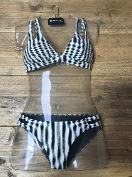 Billabong Two Piece Bikini Set, Size Small, £39.95 H3SW11