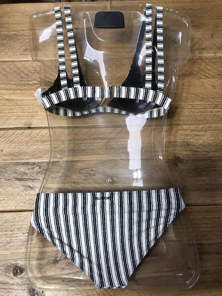 Billabong Two Piece Bikini Set, Size Small, £39.95 H3SW11