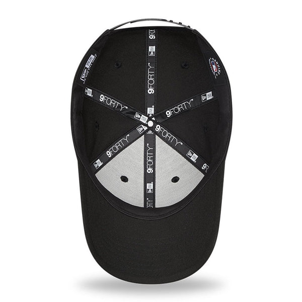 New Era New York Yankees Gold Logo 9Forty Black Cap 60184628